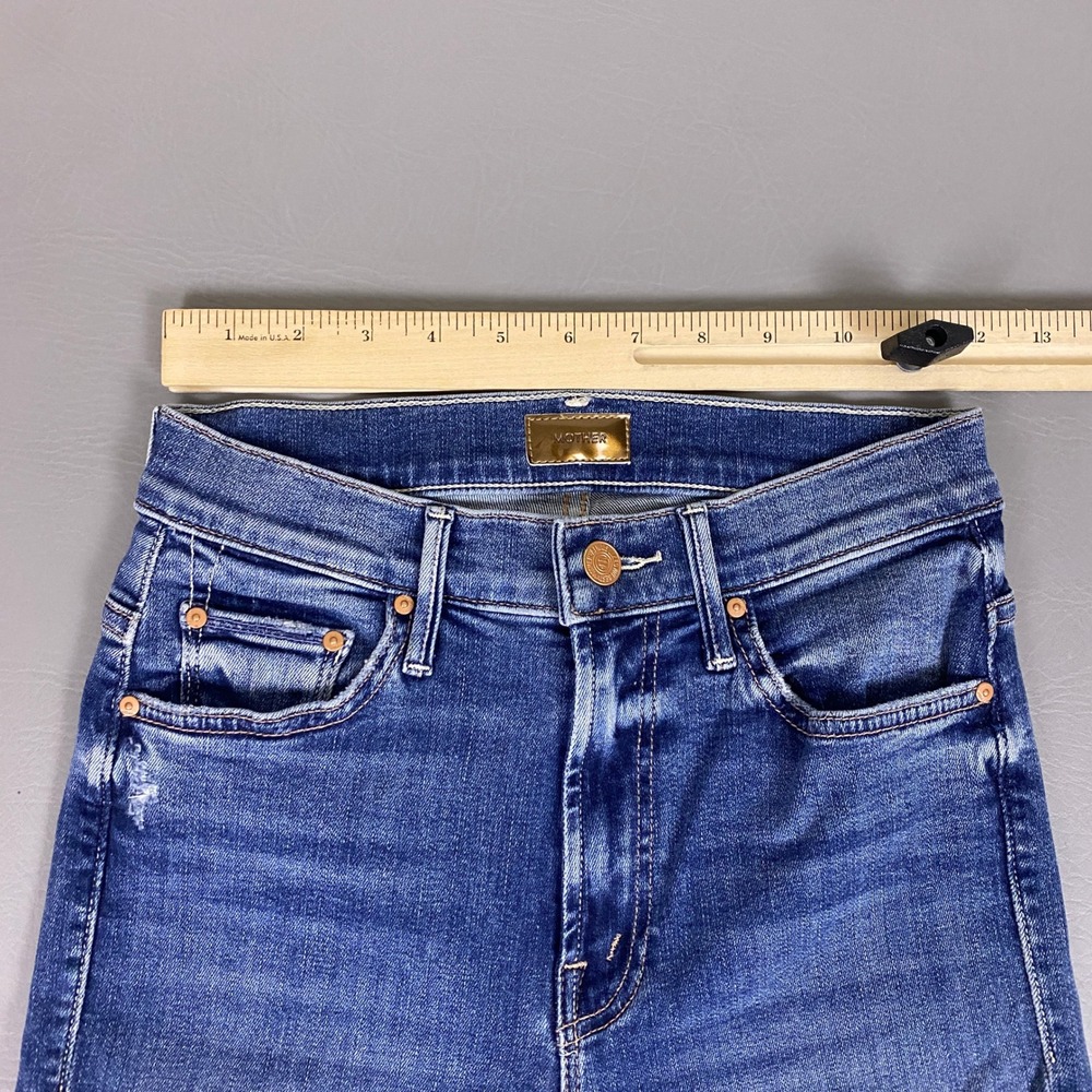 Mother The Insider Crop Step Chew Jeans Size 24 Blue Dancing On Coals Distressed - Picture 7 of 14